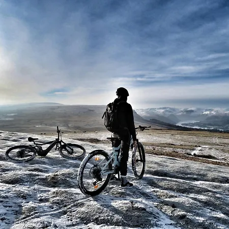 A Charming Luxury Apartment! *